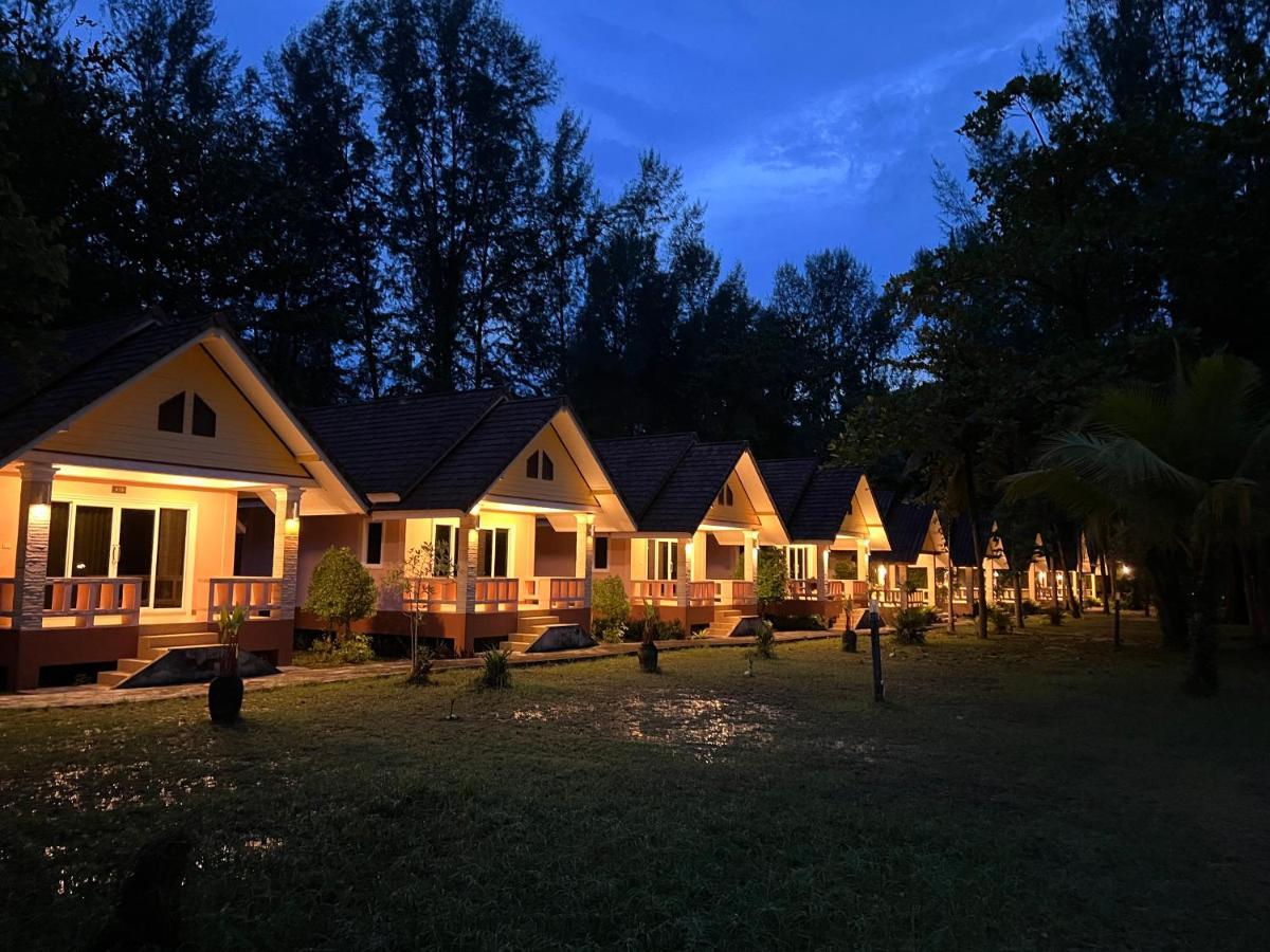 Ao Thong Beach Resort บางสัก ภายนอก รูปภาพ