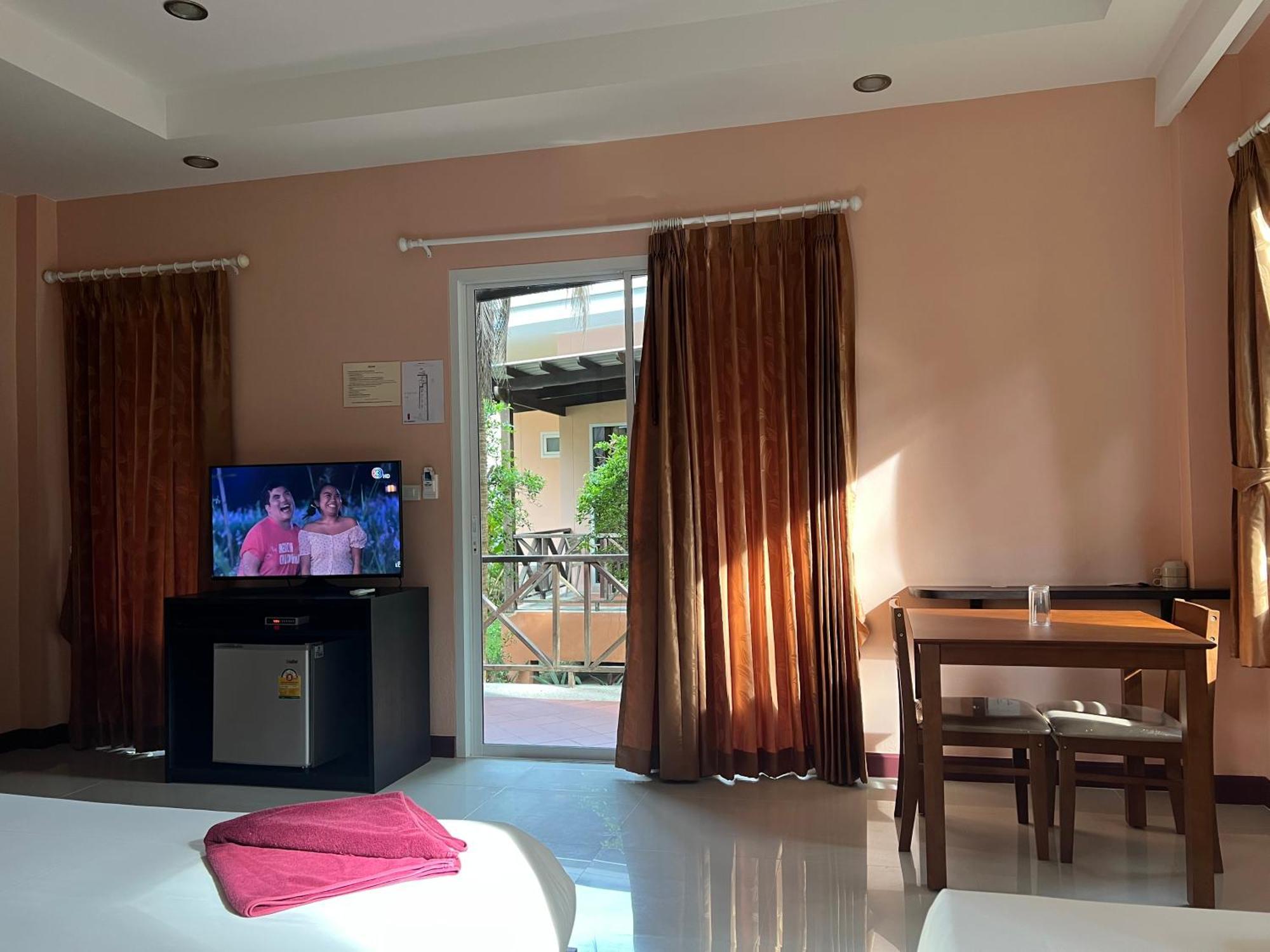 Ao Thong Beach Resort บางสัก ภายนอก รูปภาพ